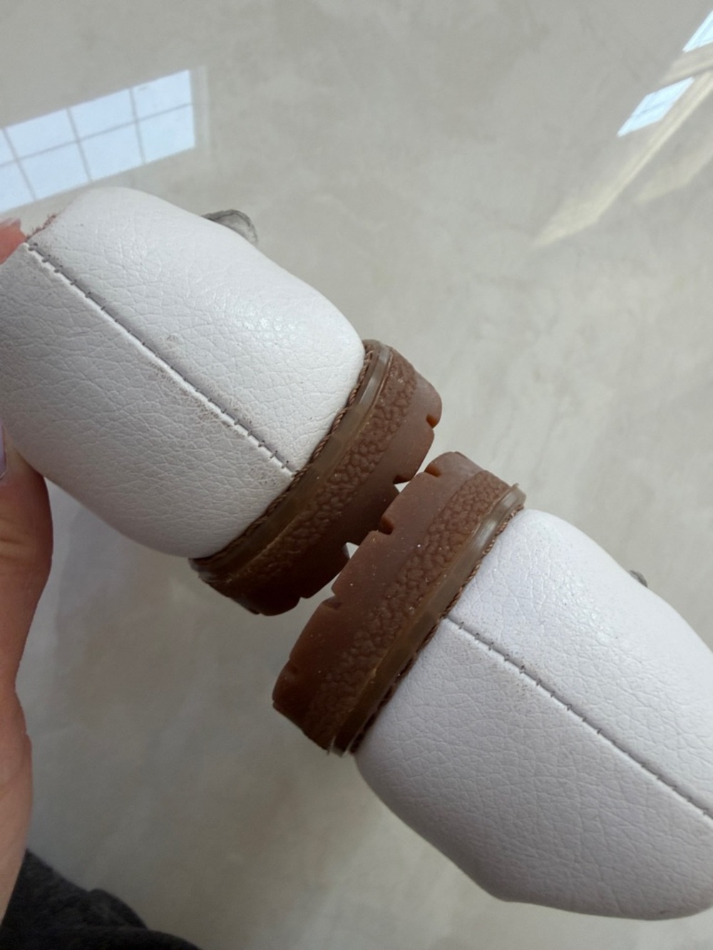 Pediped White Dress Shoes for Kids - size US 9 - 9.5, EU 26 - Picture 14 of 14